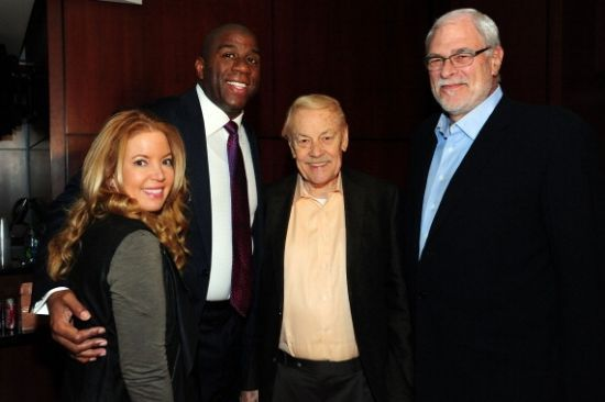 何在争议中 何在争议中