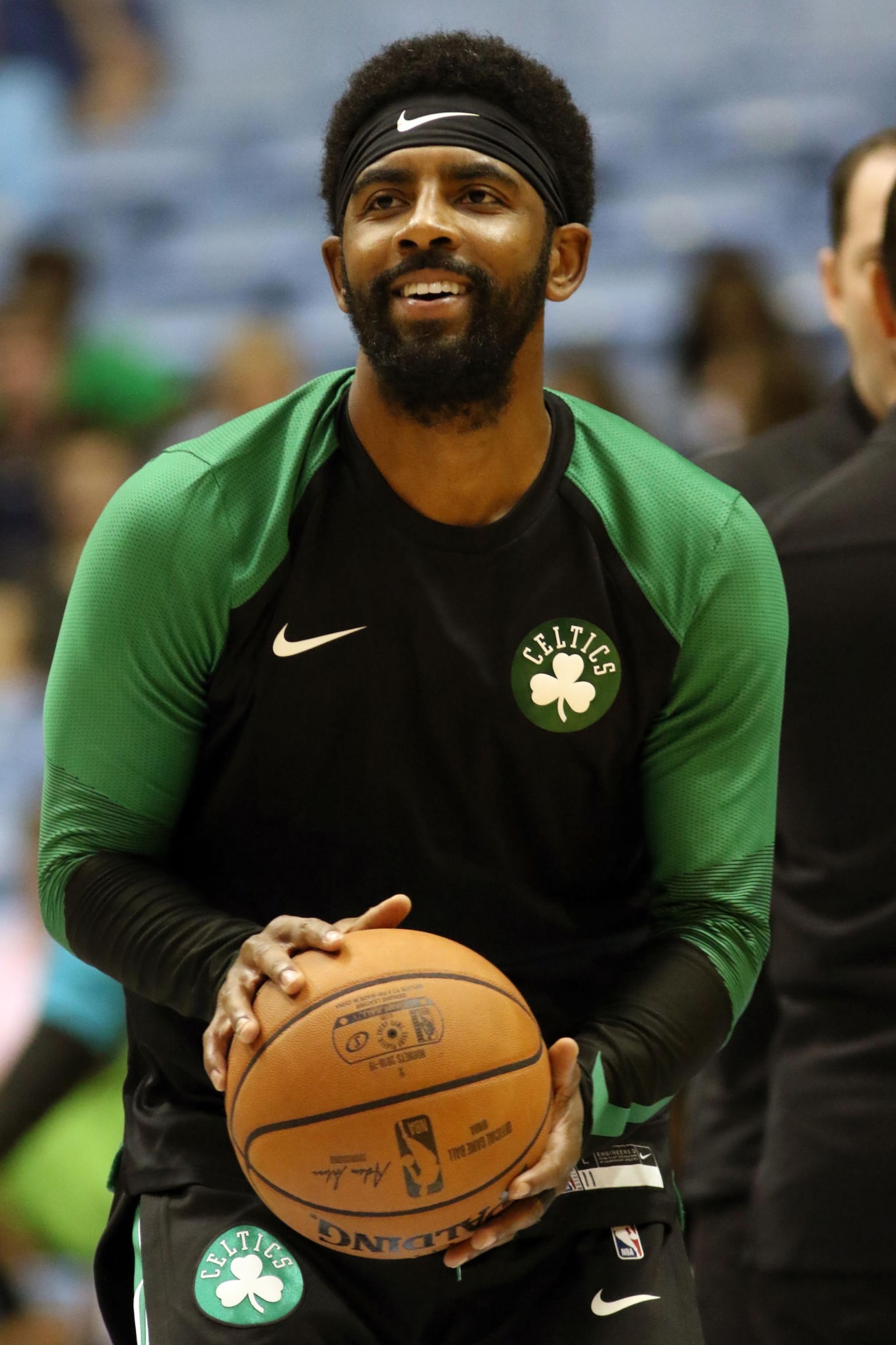 员在场上形 员在场上形