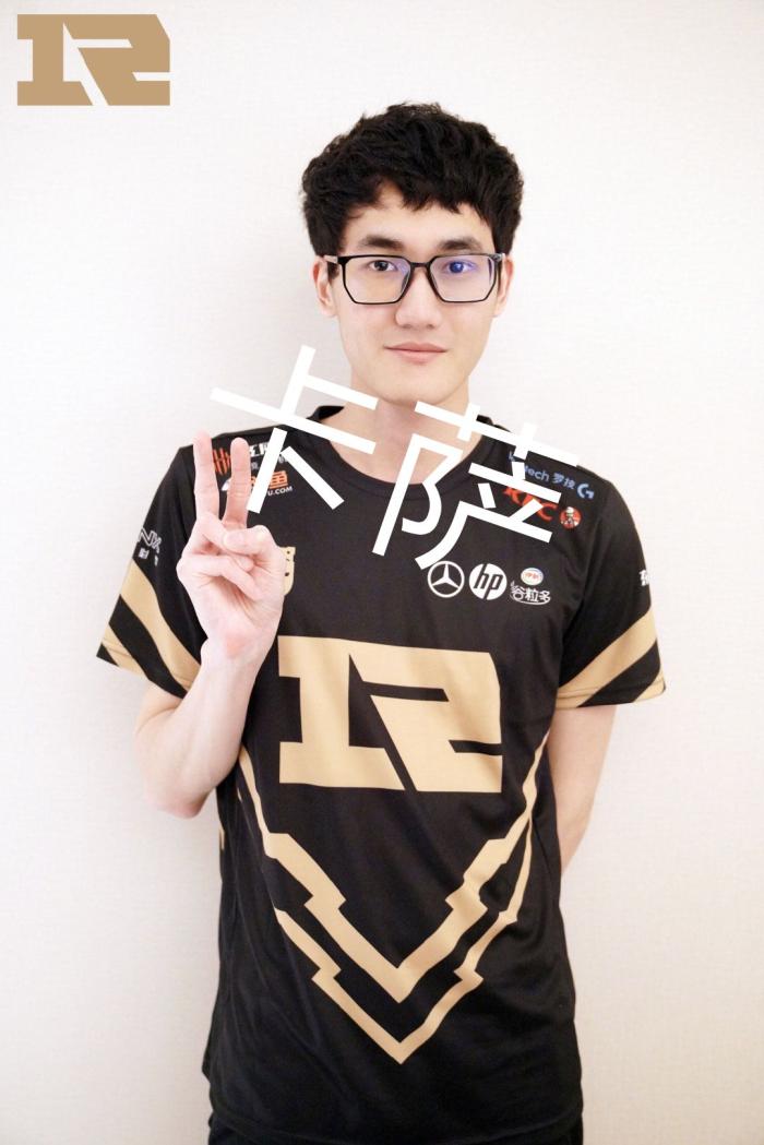 正因为有与 正因为有与